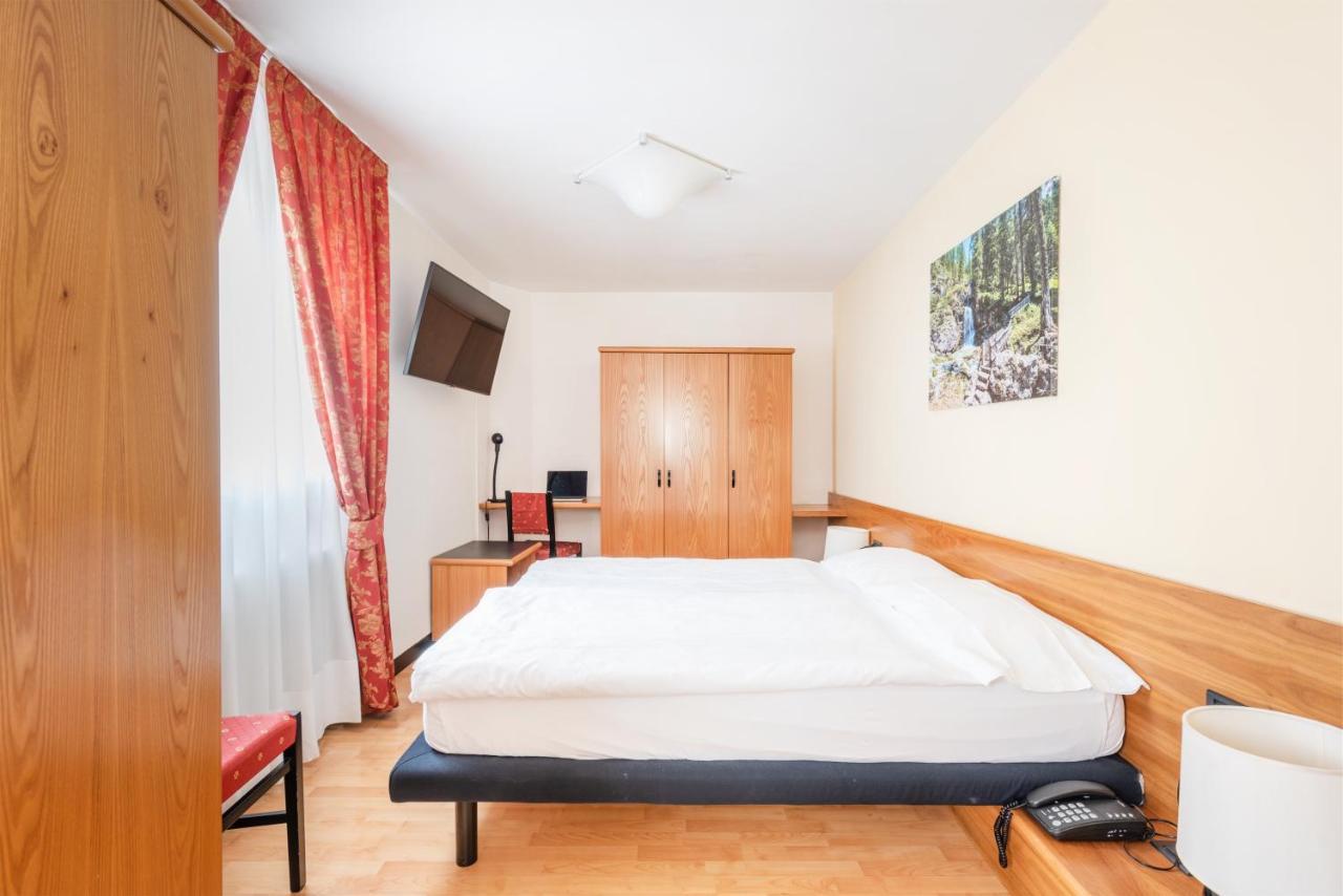 Hotel Alpina Madonna Eksteriør billede