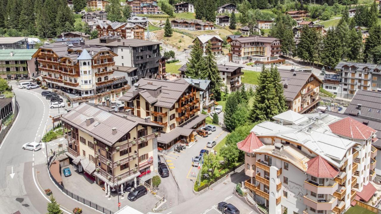 Hotel Alpina Madonna Eksteriør billede